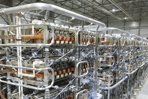 Three-phase MMC converter
