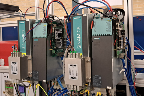 Control of a SINAMICS S120 using a B-Board PRO